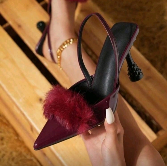 Chic Plum Heels with Faux Fur Detail - Picture 1 of 5